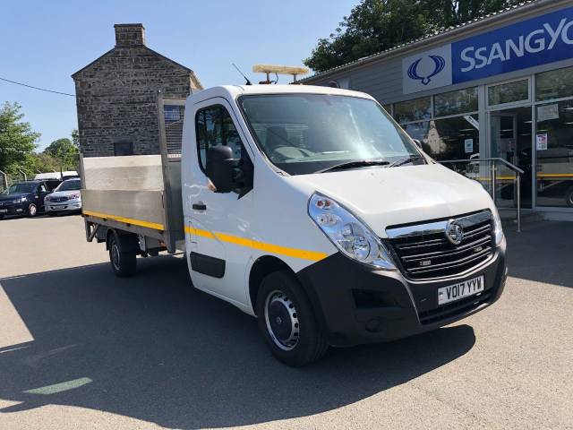 Vauxhall Movano 2.3 CDTI H1 Chassis Cab Dropside 125ps Dropside Diesel White