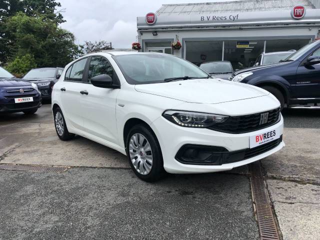 Fiat Tipo 1.0 5dr Hatchback Petrol White