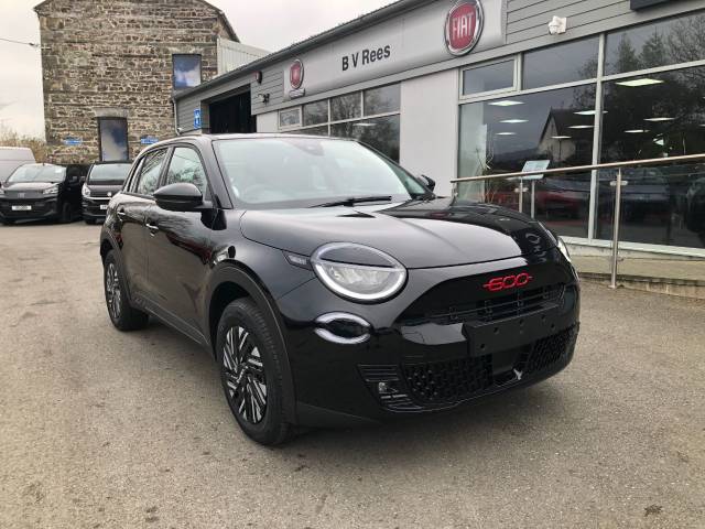 Fiat 600E 54kwh 154hp RED Edition Hatchback Electric Black