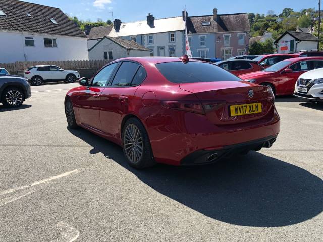 2017 Alfa Romeo Giulia 2.2 JTDM-2 180 Speciale 4dr Auto