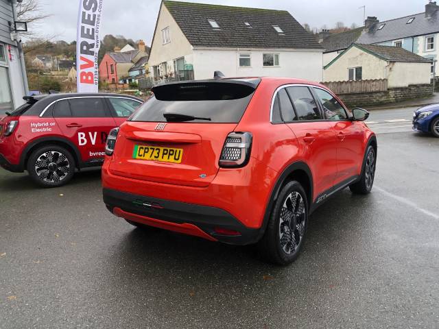 2024 Fiat 600 0.0 115kW La Prima 54kWh 5dr Auto
