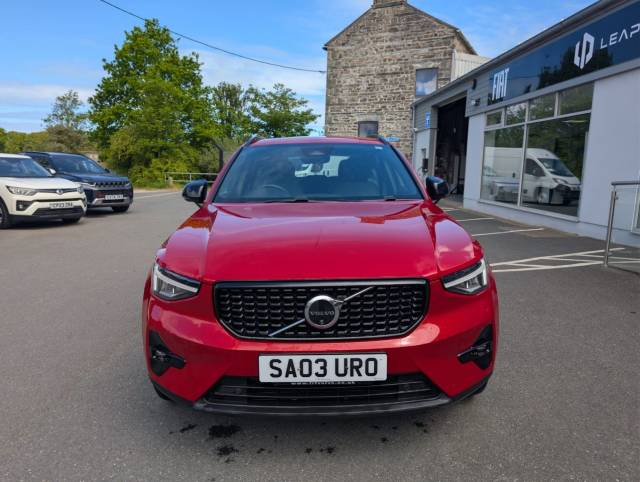 2023 Volvo XC40 2.0 B3P Plus Dark Auto