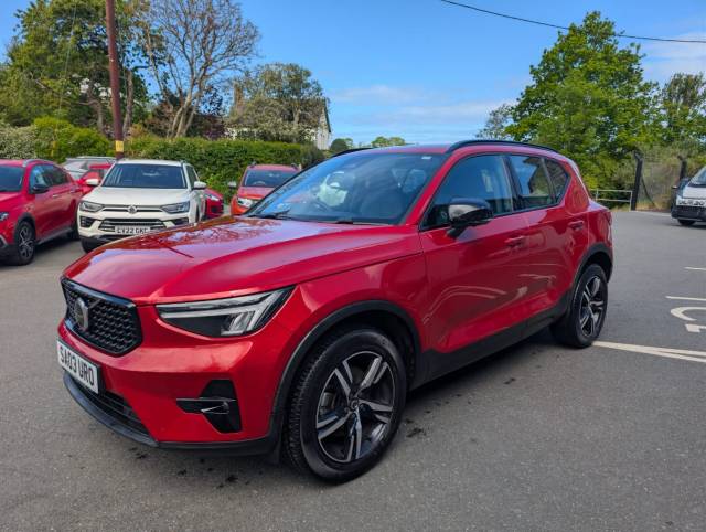 2023 Volvo XC40 2.0 B3P Plus Dark Auto