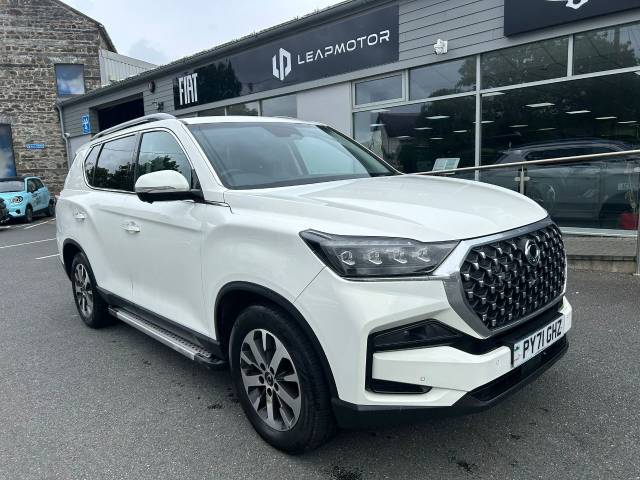 SsangYong Rexton 2.2 Ultimate 5dr Auto Estate Diesel White