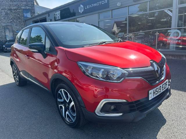 Renault Captur 1.5 Iconic DCI Hatchback Diesel Red