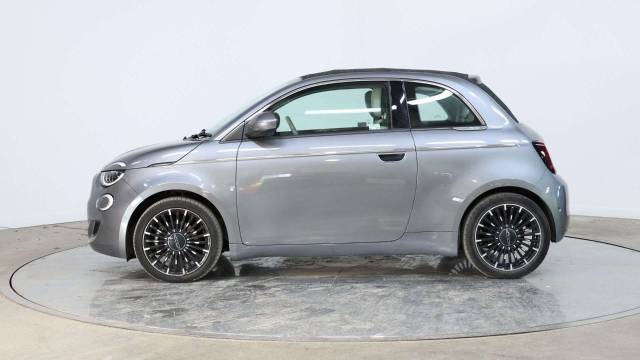 2022 Fiat 500 0.0 87kW La Prima 42kWh 2dr Auto
